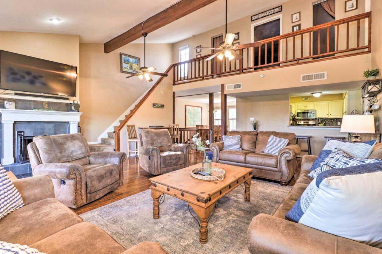 Lakefront Home With Point Venture Golf Access! Zewnętrze zdjęcie